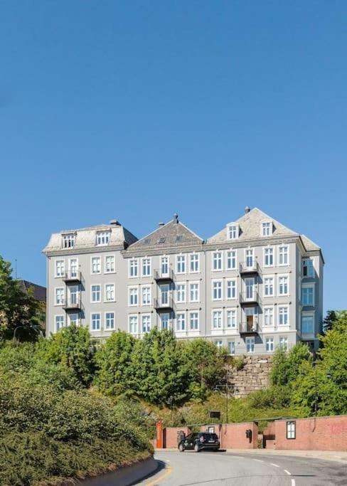 Appartement Elegant Center - Ideal For Business Or Leisure Travelers Bergen